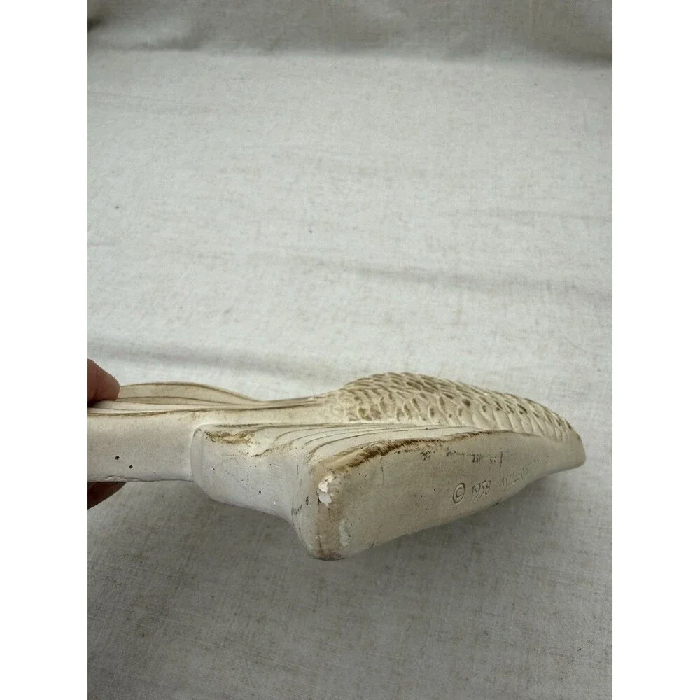 Vintage 1958 Miller Studio Goldfish Wall Plaque Chalkware Fish Decor MCM - Picture 4 of 9